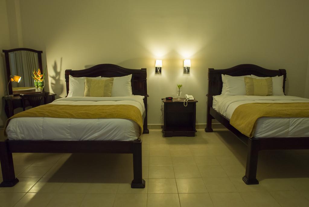 Hotel Real La Merced Granada Room photo